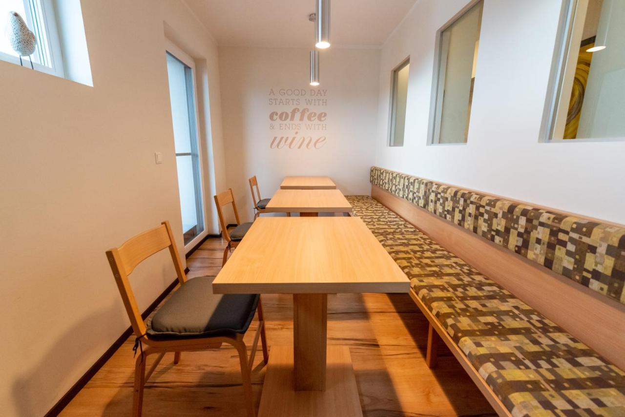 Gaestehaus Moser Mönchhof Εξωτερικό φωτογραφία